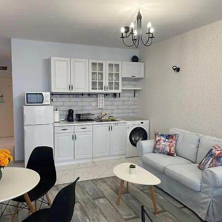 E32 Atia Chernomoretz Apartamento