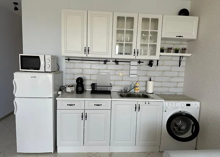 Апартамент E32 Atia Chernomoretz