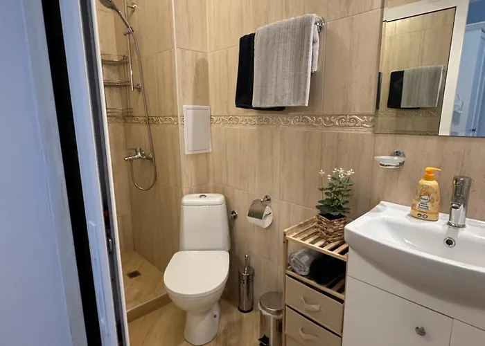 E32 Atia Chernomoretz Апартамент Черноморец